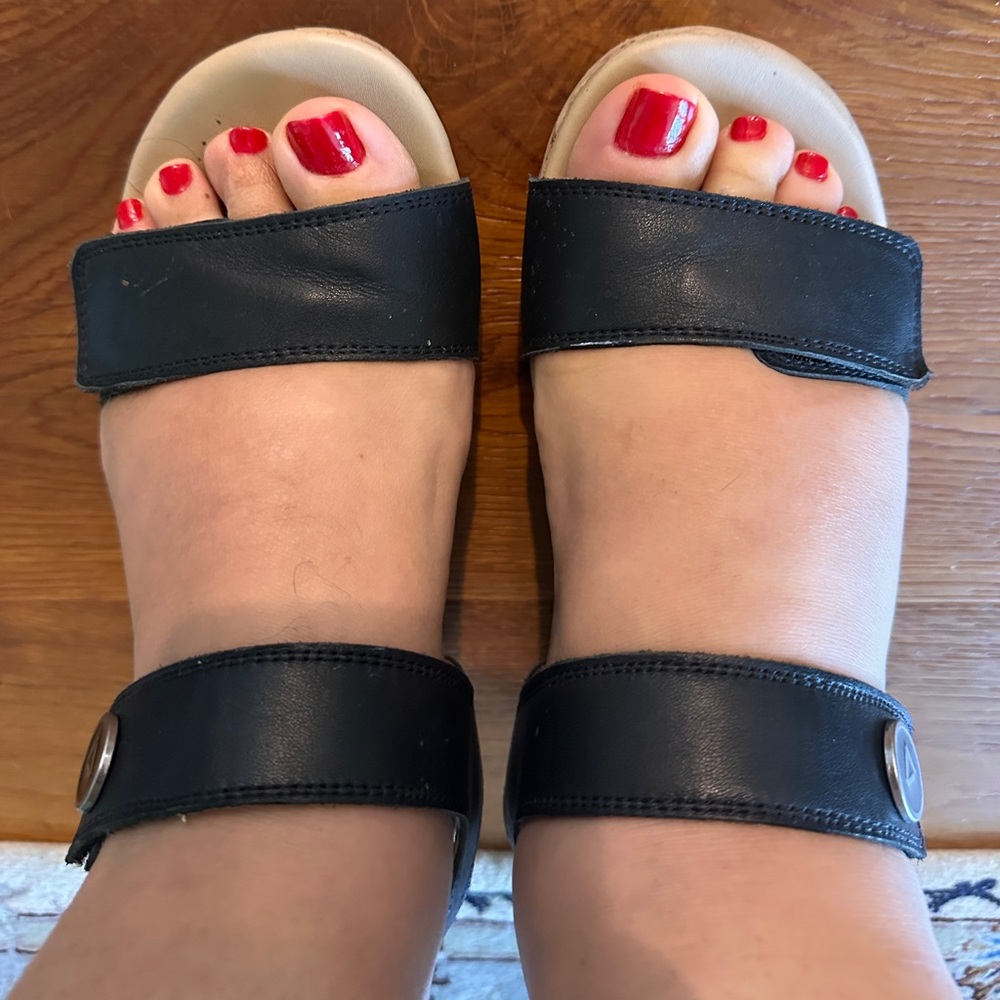 Abeo Cora (now called Riviera) adjustable strap/velcro, wedge sandals with box